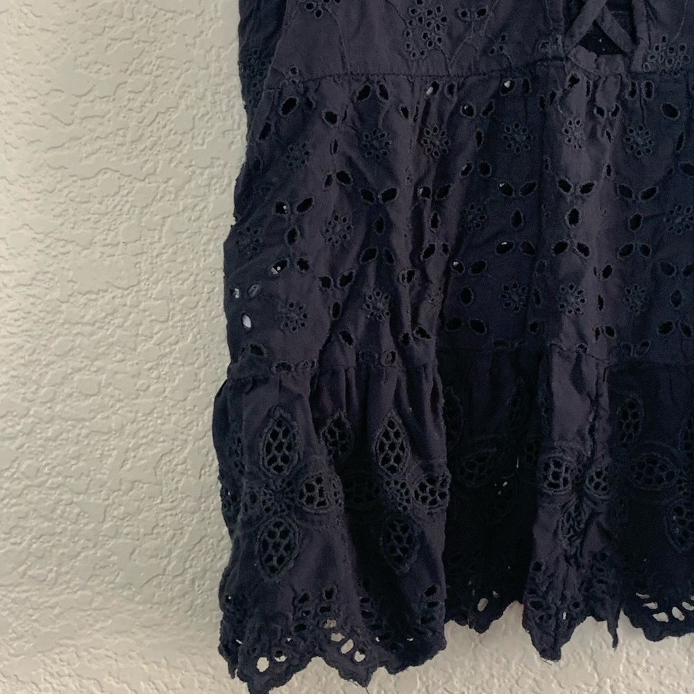 American Eagle | Navy boho eyelet lace loose tank top blouse size extra … - Picture 6 of 8
